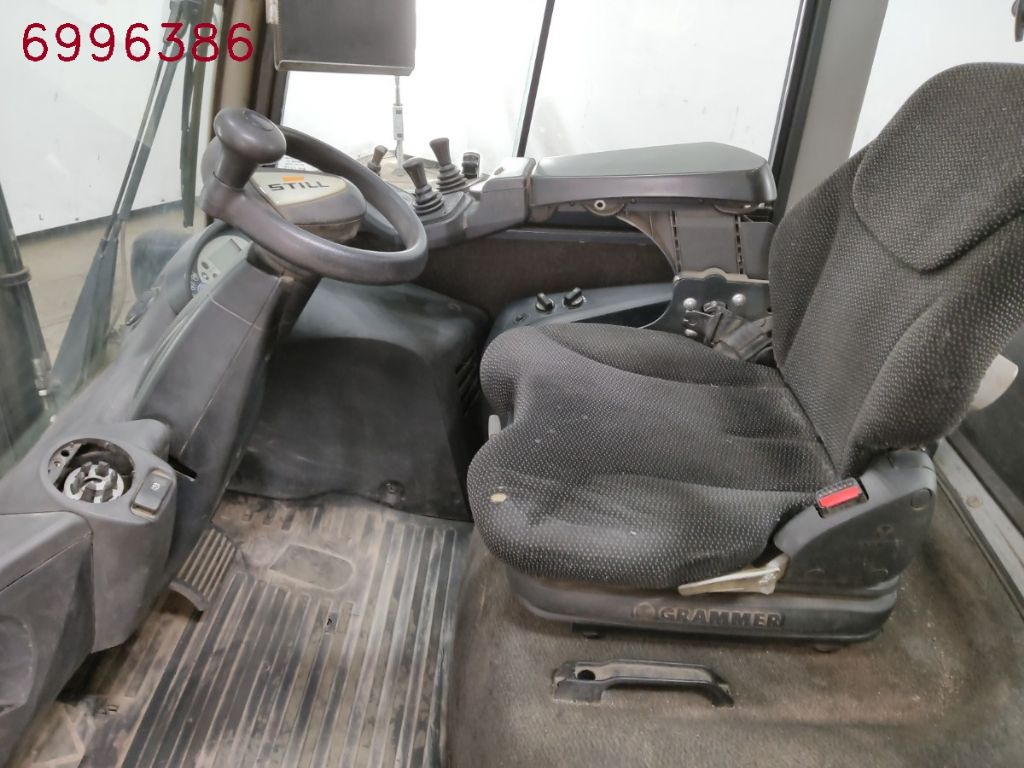 Dízel targonca Still RX70-45: 7 kép. Dízel targonca Still RX70-45: 7 kép.