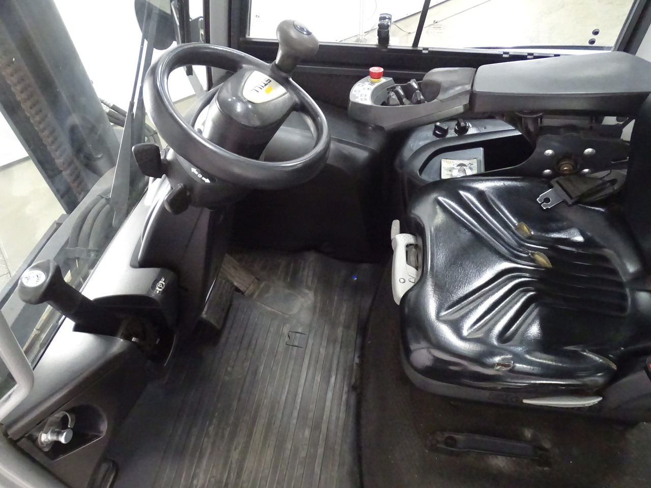 Still RX70-70 - Dízel targonca: 3 kép. Still RX70-70 - Dízel targonca: 3 kép.