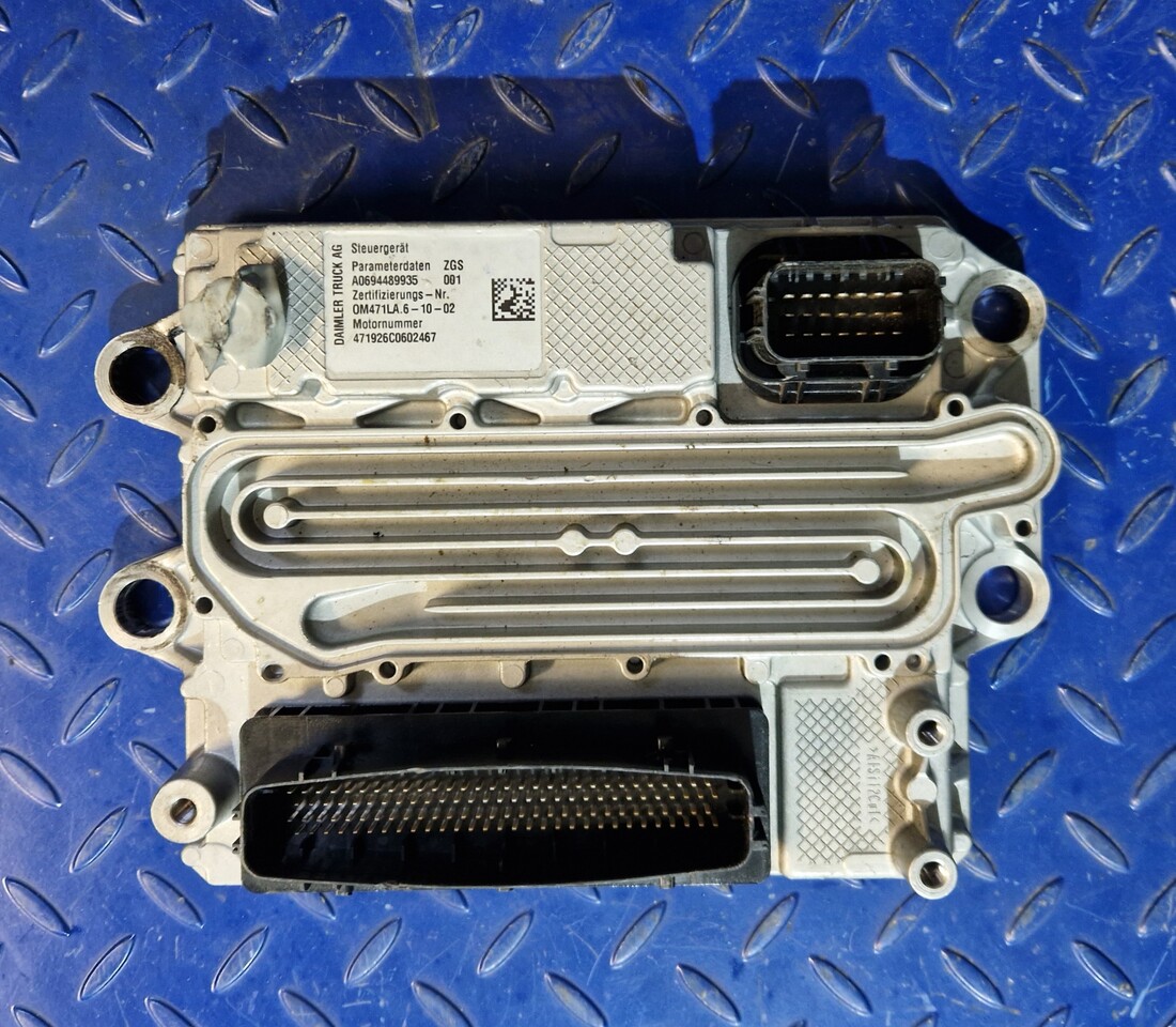 MERCEDES-BENZ Actros mp4 MCM2 MCM 2.1 A0024461235 Reconditioned - Alkatrész - Egyéb gépek: 4 kép. MERCEDES-BENZ Actros mp4 MCM2 MCM 2.1 A0024461235 Reconditioned - Alkatrész - Egyéb gépek: 4 kép.