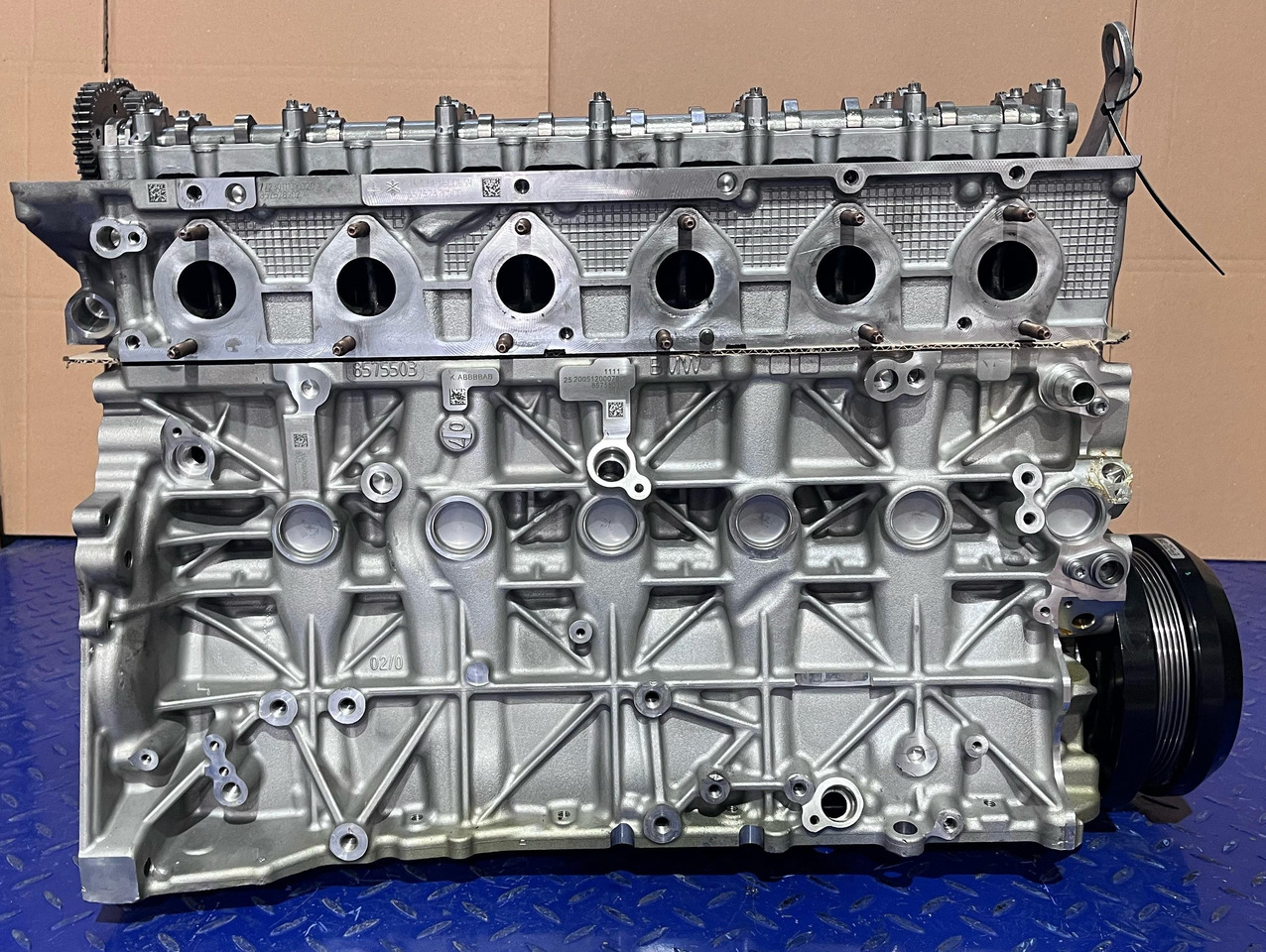 BMW Motor B57D30C Euro 6 - Motor - Autó: 2 kép. BMW Motor B57D30C Euro 6 - Motor - Autó: 2 kép.