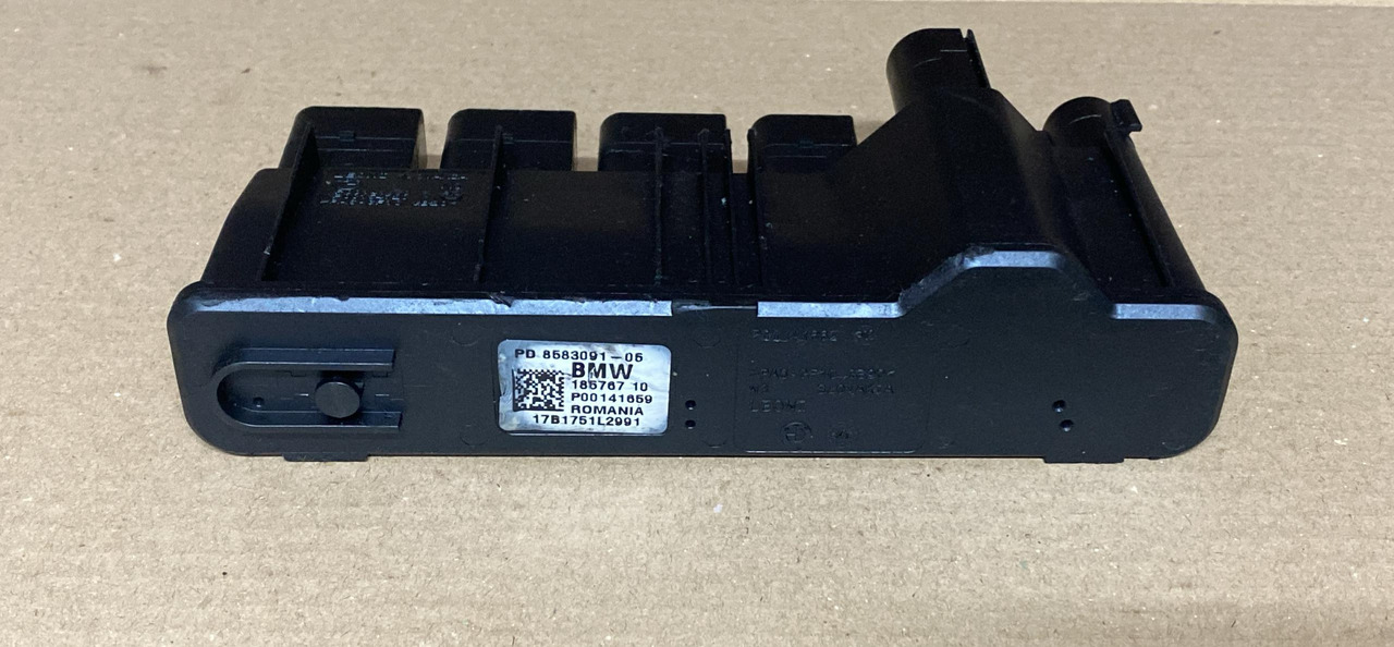 BMW PD8583091 - ECU: 2 kép. BMW PD8583091 - ECU: 2 kép.