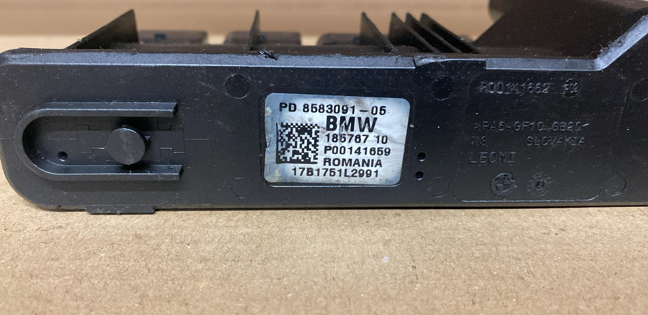 BMW PD8583091 - ECU: 4 kép. BMW PD8583091 - ECU: 4 kép.