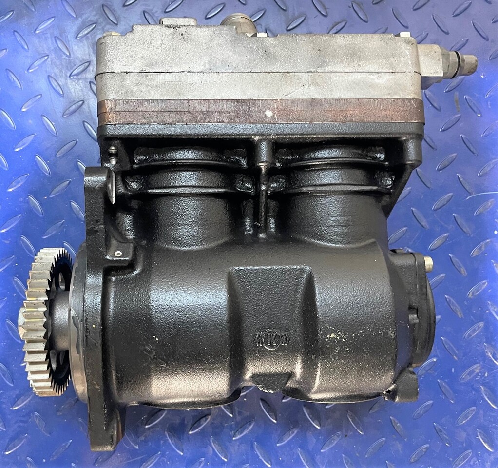 KNORR-BREMSE Mercedes Actros A0011305515 - Kompresszor, sűrített levegő rendszer - Teherautó: 2 kép. KNORR-BREMSE Mercedes Actros A0011305515 - Kompresszor, sűrített levegő rendszer - Teherautó: 2 kép.