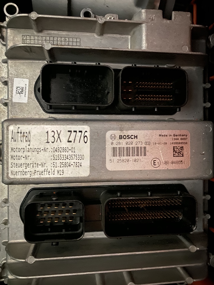 MAN TGX Euro 6 ECU 12.4L - ECU - Teherautó: 1 kép. MAN TGX Euro 6 ECU 12.4L - ECU - Teherautó: 1 kép.