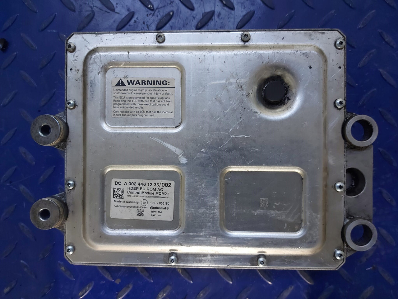 MCM2 MCM2.1 Mercedes Actros MP4 Atego Antos A0024461235 Reconditioned - ECU - Teherautó: 1 kép. MCM2 MCM2.1 Mercedes Actros MP4 Atego Antos A0024461235 Reconditioned - ECU - Teherautó: 1 kép.