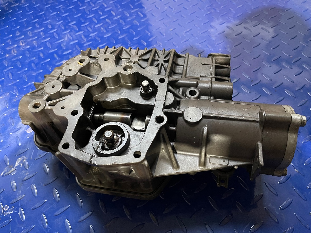 MERCEDES-BENZ Actros MP4 Feste Gear Selector A9612603863 - Erőátvitel - Teherautó: 3 kép. MERCEDES-BENZ Actros MP4 Feste Gear Selector A9612603863 - Erőátvitel - Teherautó: 3 kép.