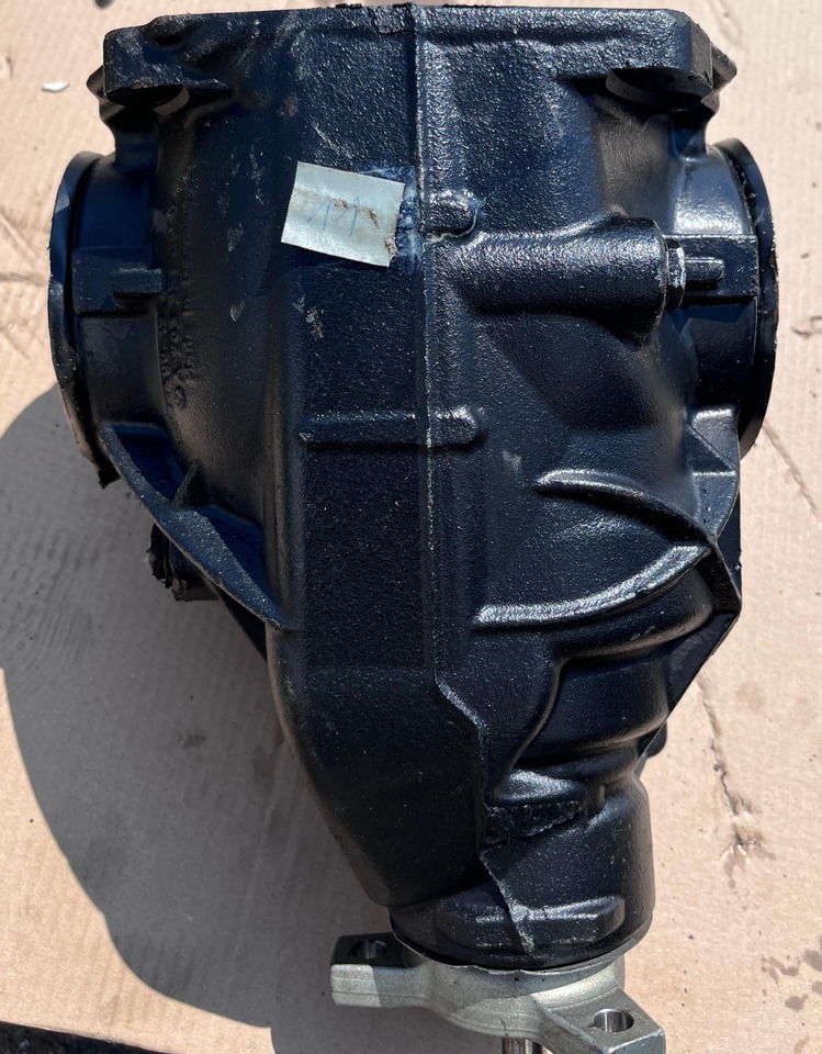 MERCEDES-BENZ E-Class Rear Differential W213 A2133503808 - Differenciálmű: 1 kép. MERCEDES-BENZ E-Class Rear Differential W213 A2133503808 - Differenciálmű: 1 kép.