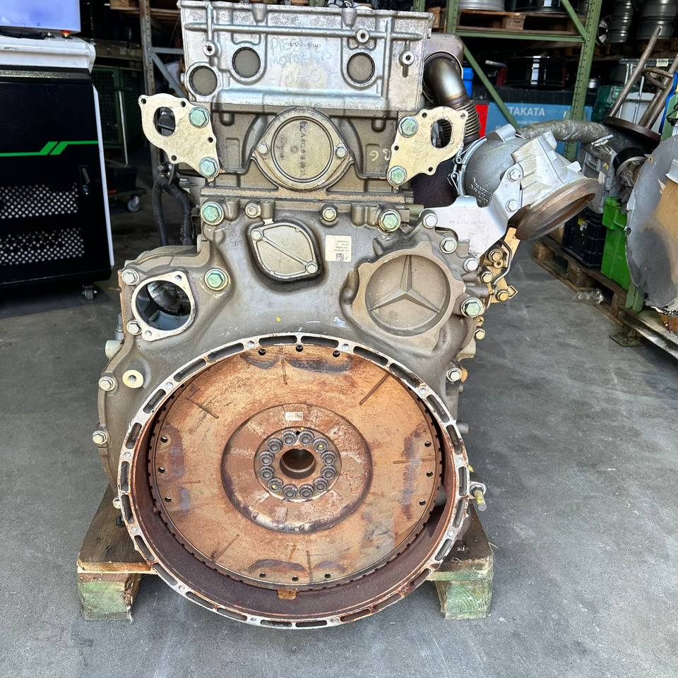 MERCEDES-BENZ Engine OM473 Euro 6 - Motor - Teherautó: 4 kép. MERCEDES-BENZ Engine OM473 Euro 6 - Motor - Teherautó: 4 kép.