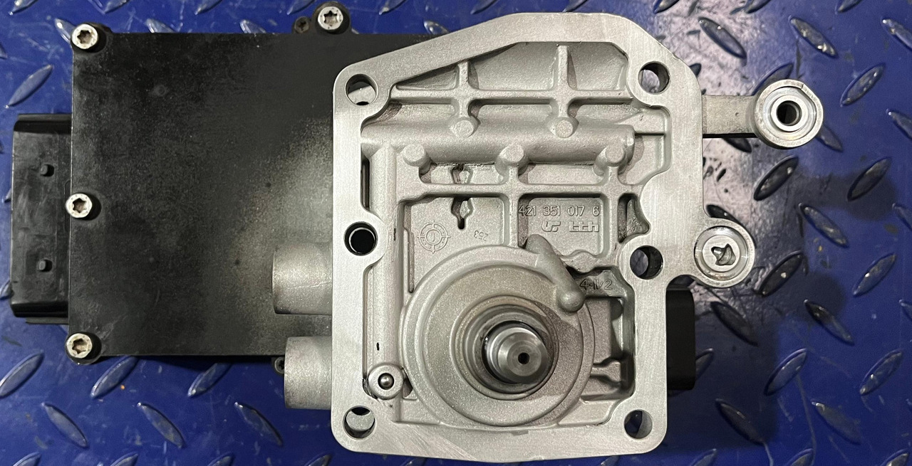 MERCEDES-BENZ Gearbox ECU GS Selector MP2 MP3 0034462609 - Sebességváltó és alkatrészek: 3 kép. MERCEDES-BENZ Gearbox ECU GS Selector MP2 MP3 0034462609 - Sebességváltó és alkatrészek: 3 kép.