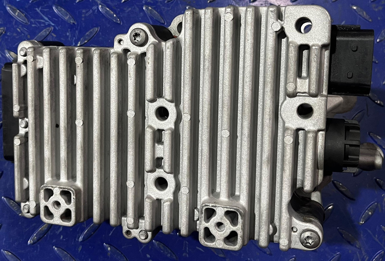 MERCEDES-BENZ Gearbox ECU GS Selector MP2 MP3 0034462609 - Sebességváltó és alkatrészek: 4 kép. MERCEDES-BENZ Gearbox ECU GS Selector MP2 MP3 0034462609 - Sebességváltó és alkatrészek: 4 kép.