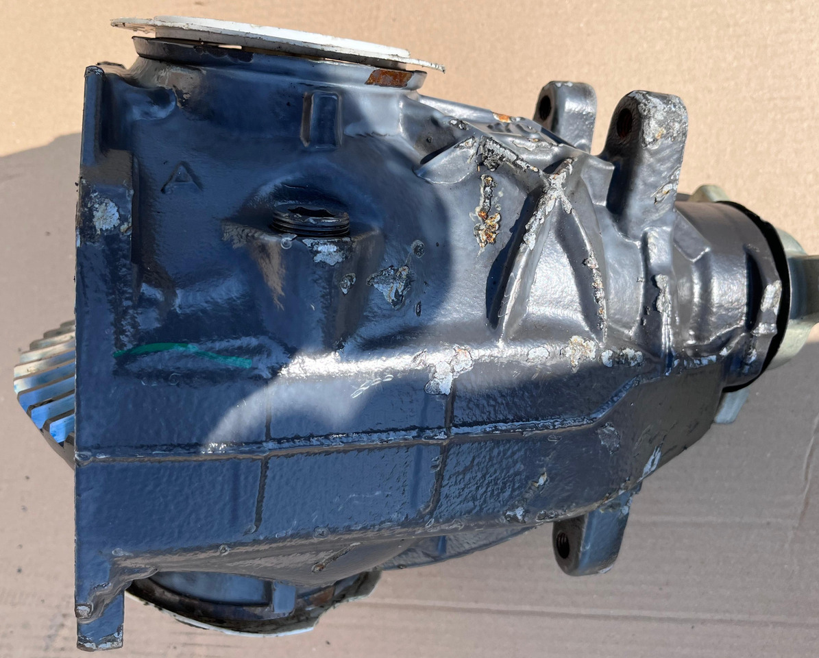 MERCEDES-BENZ S Class CL SL Rear Differential W216 A2163504600 AMG - Differenciálmű: 2 kép. MERCEDES-BENZ S Class CL SL Rear Differential W216 A2163504600 AMG - Differenciálmű: 2 kép.