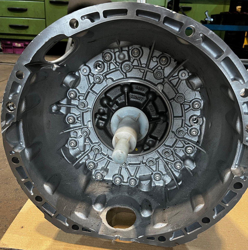 MERCEDES-BENZ Transmission 7G 722.9 Automatic W204 W221 W212 - Erőátvitel: 4 kép. MERCEDES-BENZ Transmission 7G 722.9 Automatic W204 W221 W212 - Erőátvitel: 4 kép.