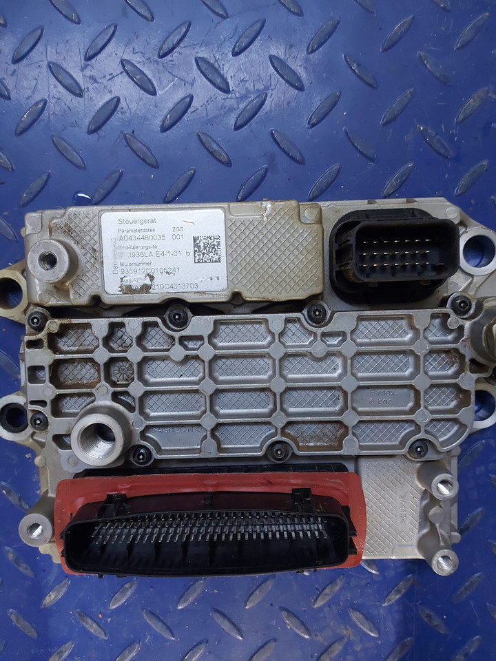 Mercedes Actros Atego MCM2.1 A0014466435 Reconditioned - ECU - Teherautó: 1 kép. Mercedes Actros Atego MCM2.1 A0014466435 Reconditioned - ECU - Teherautó: 1 kép.