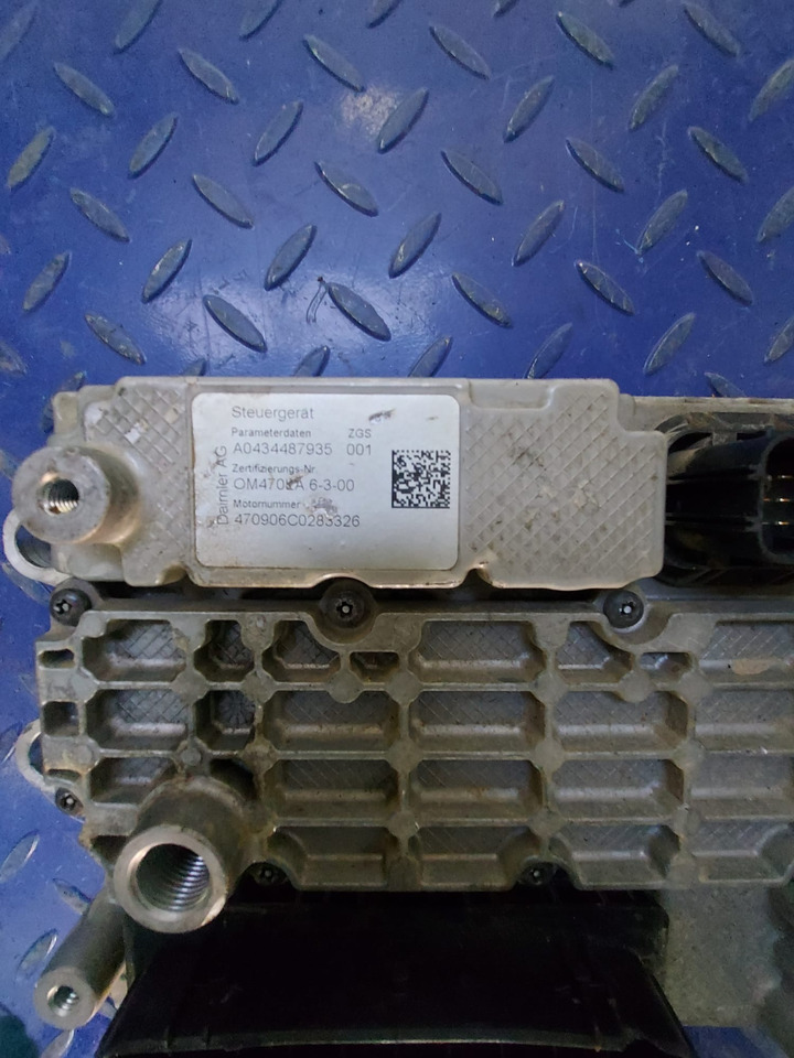 Mercedes Actros MP4 Atego Antos MCM 2.1 A0014469535 Euro 6 ECU REMAN - ECU - Teherautó: 2 kép. Mercedes Actros MP4 Atego Antos MCM 2.1 A0014469535 Euro 6 ECU REMAN - ECU - Teherautó: 2 kép.