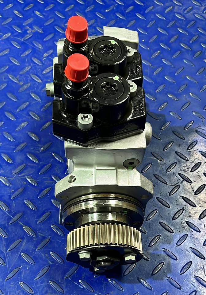 Mercedes Actros MP4 Diesel Pump A4700902150 Euro 6 - Üzemanyag szivattyú: 3 kép. Mercedes Actros MP4 Diesel Pump A4700902150 Euro 6 - Üzemanyag szivattyú: 3 kép.