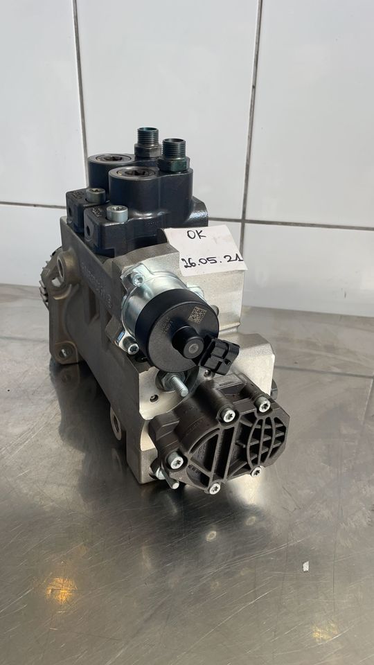 Mercedes Actros MP4 Injection Pump A4700900850 - Üzemanyag szivattyú - Teherautó: 2 kép. Mercedes Actros MP4 Injection Pump A4700900850 - Üzemanyag szivattyú - Teherautó: 2 kép.