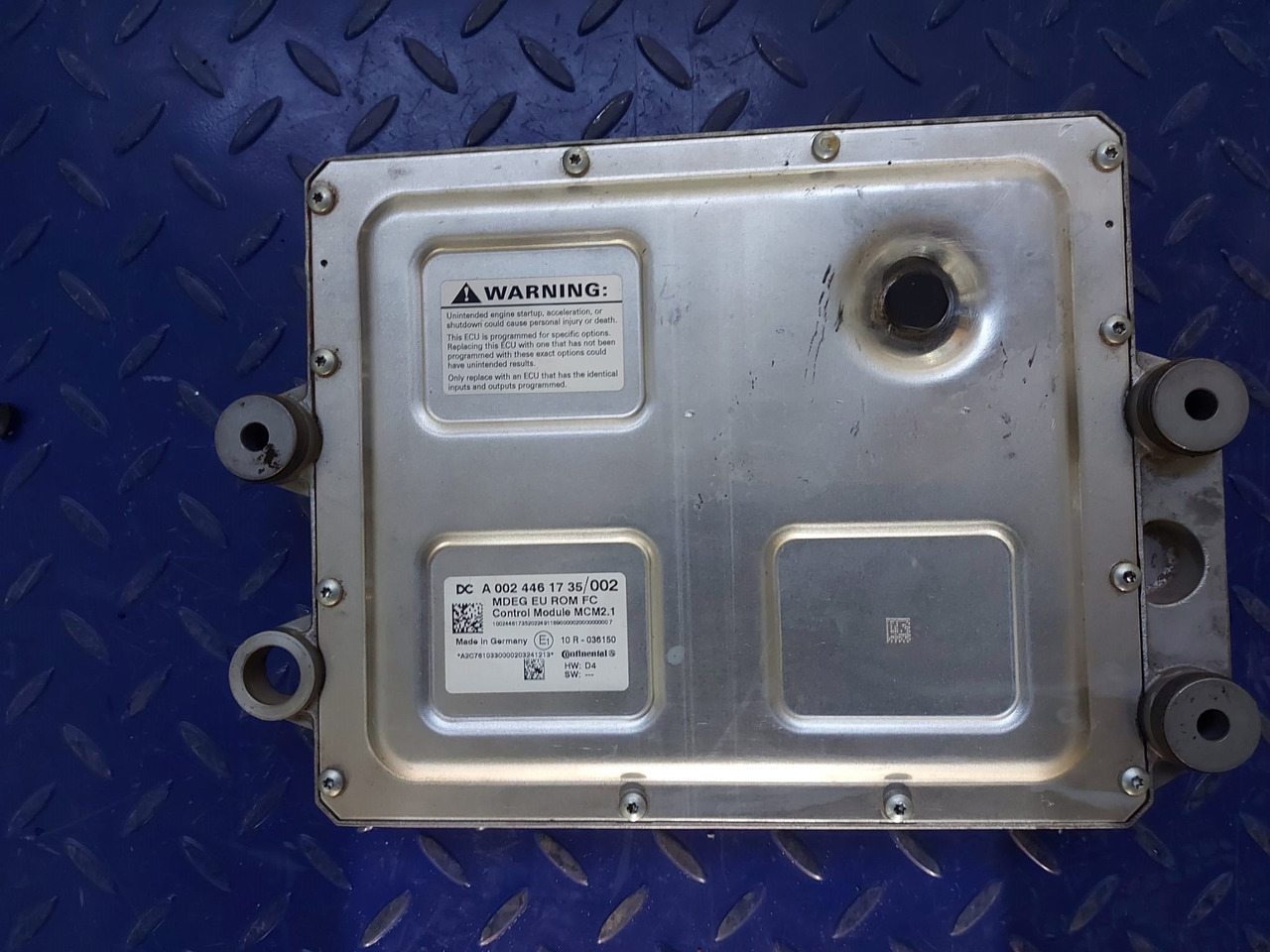 Mercedes Actros MP4 MCM A0024461735 Reconditioned - ECU - Teherautó: 2 kép. Mercedes Actros MP4 MCM A0024461735 Reconditioned - ECU - Teherautó: 2 kép.