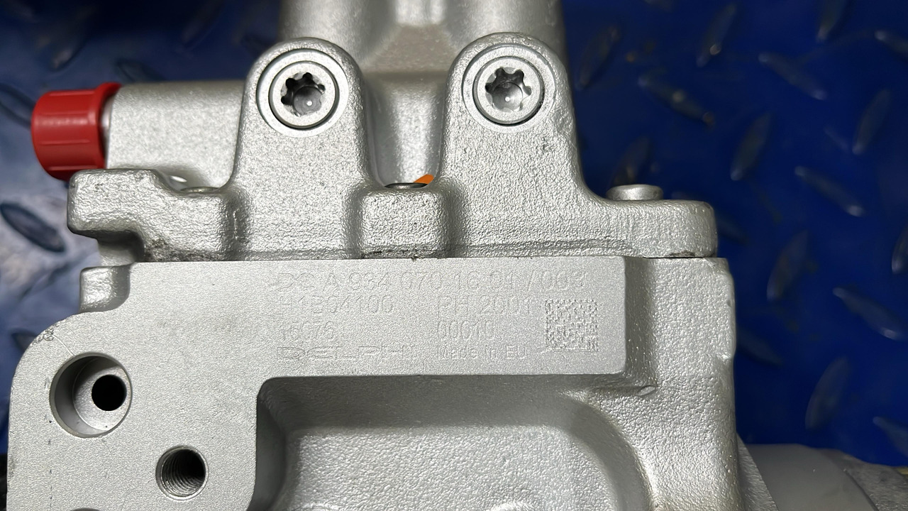 Mercedes Atego OM934 Euro 6 High Pressure Pump OM934 - Üzemanyag szivattyú - Teherautó: 4 kép. Mercedes Atego OM934 Euro 6 High Pressure Pump OM934 - Üzemanyag szivattyú - Teherautó: 4 kép.