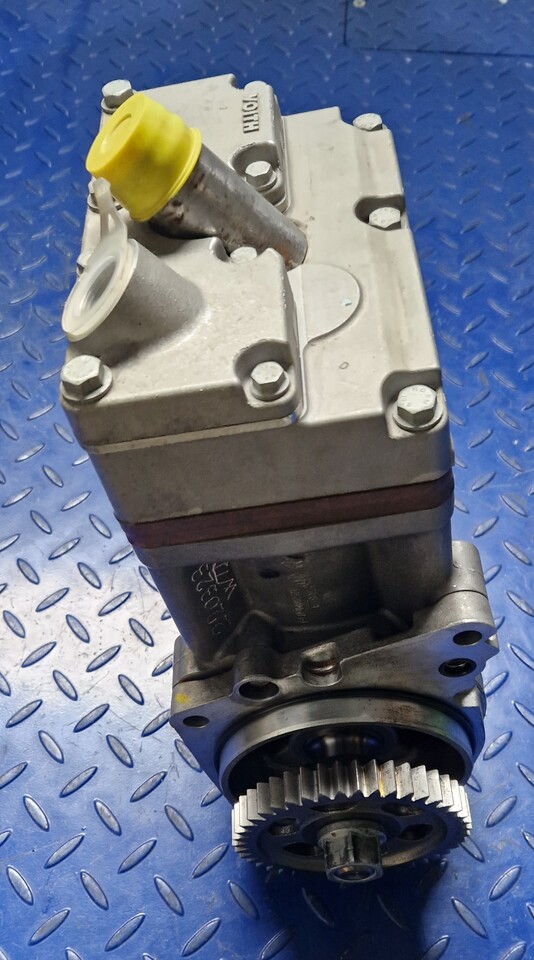 Mercedes Benz Air Compressor A0011306415 Reconditioned - Kompresszor, sűrített levegő rendszer - Egyéb gépek: 4 kép. Mercedes Benz Air Compressor A0011306415 Reconditioned - Kompresszor, sűrített levegő rendszer - Egyéb gépek: 4 kép.