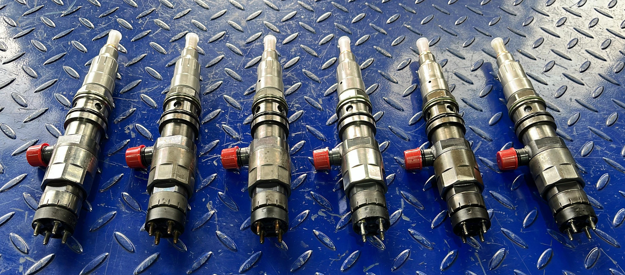 Mercedes Benz Injector Actros MP4 A4730700287 - Befecskendező szelep - Teherautó: 2 kép. Mercedes Benz Injector Actros MP4 A4730700287 - Befecskendező szelep - Teherautó: 2 kép.