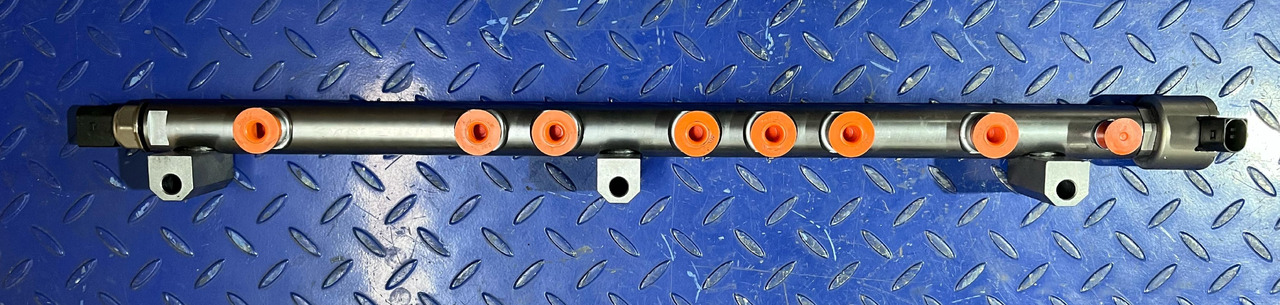 Mercedes Common Rail Pipe A9360780845 - Üzemanyagrendszer: 4 kép. Mercedes Common Rail Pipe A9360780845 - Üzemanyagrendszer: 4 kép.
