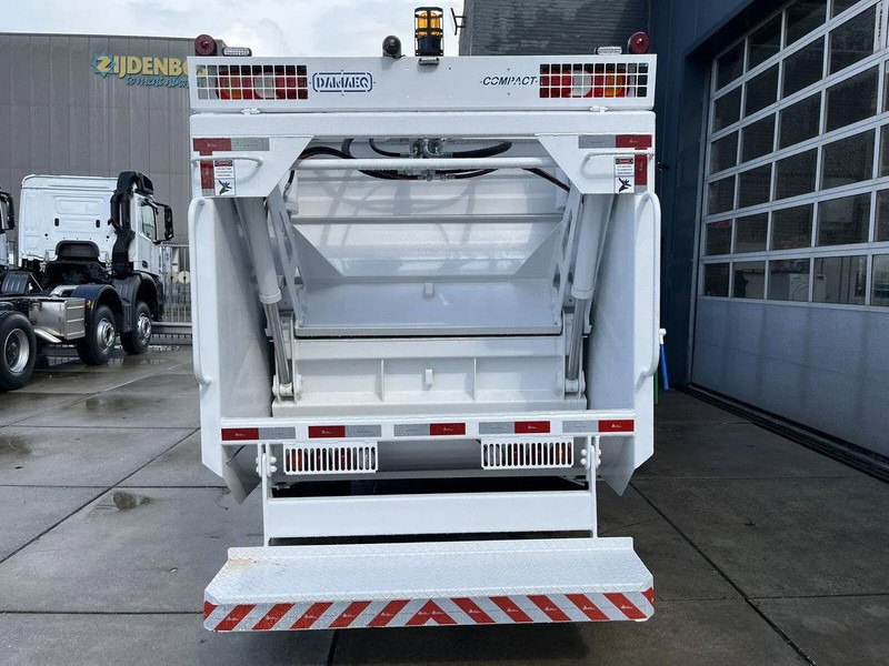 Mercedes-Benz Accelo 815 4x2 Garbage Compactor (2 units) Accelo 815 4x2 Garbage Compactor (2 units) - Szemetesautó: 5 kép. Mercedes-Benz Accelo 815 4x2 Garbage Compactor (2 units) Accelo 815 4x2 Garbage Compactor (2 units) - Szemetesautó: 5 kép.