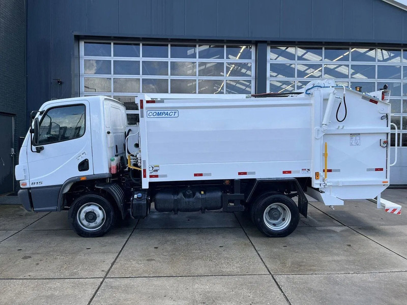 Mercedes-Benz Accelo 815 4x2 Garbage Compactor (2 units) Accelo 815 4x2 Garbage Compactor (2 units) - Szemetesautó: 2 kép. Mercedes-Benz Accelo 815 4x2 Garbage Compactor (2 units) Accelo 815 4x2 Garbage Compactor (2 units) - Szemetesautó: 2 kép.