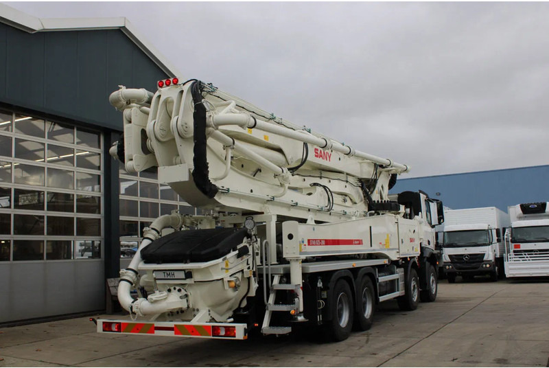 Mercedes-Benz Arocs 4140 8x4 Sany SY49 Concrete Pump Build by Putzmeister - Betonpumpa: 3 kép. Mercedes-Benz Arocs 4140 8x4 Sany SY49 Concrete Pump Build by Putzmeister - Betonpumpa: 3 kép.