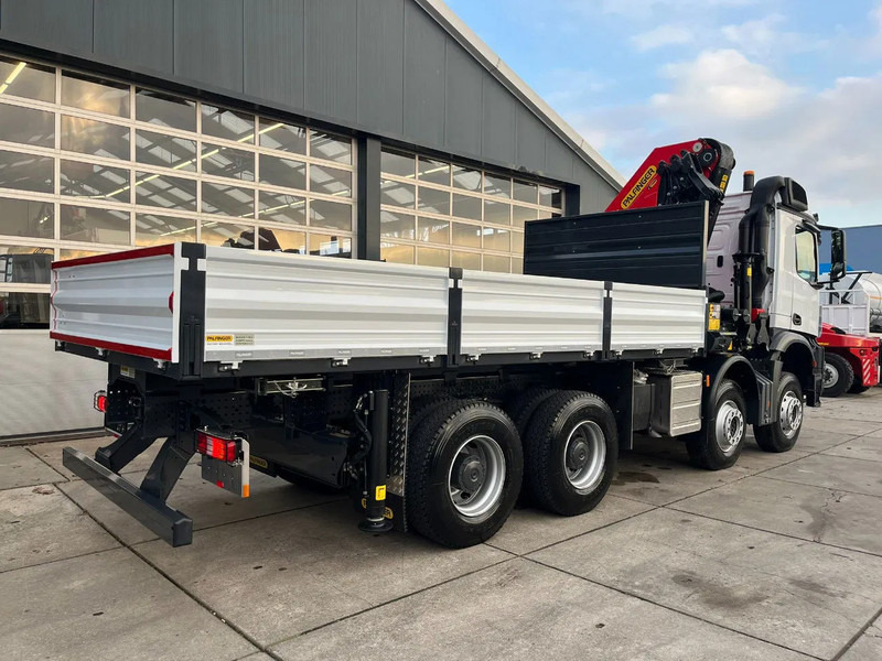Mercedes-Benz Arocs 4140 K 8x4 Crane Truck - Darus autó: 5 kép. Mercedes-Benz Arocs 4140 K 8x4 Crane Truck - Darus autó: 5 kép.