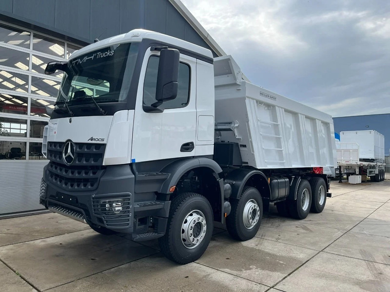 Mercedes-Benz Arocs 4140 K 8x4 Meiller tipper (15 units) - Billenőplatós teherautó: 1 kép. Mercedes-Benz Arocs 4140 K 8x4 Meiller tipper (15 units) - Billenőplatós teherautó: 1 kép.
