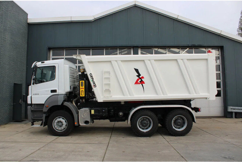 Mercedes-Benz Axor 3344 K 6x4 Tipper Truck - Billenőplatós teherautó: 3 kép. Mercedes-Benz Axor 3344 K 6x4 Tipper Truck - Billenőplatós teherautó: 3 kép.