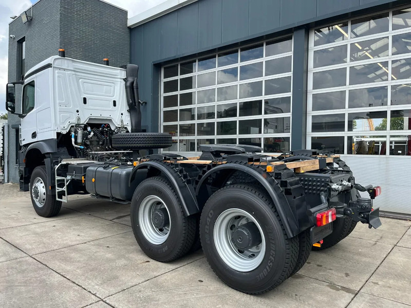 Mercedes-Benz Arocs 4058 AS 6x6 Tractor Head 180T Push Pull euro3 (Pre order) - Nyergesvontató: 3 kép. Mercedes-Benz Arocs 4058 AS 6x6 Tractor Head 180T Push Pull euro3 (Pre order) - Nyergesvontató: 3 kép.