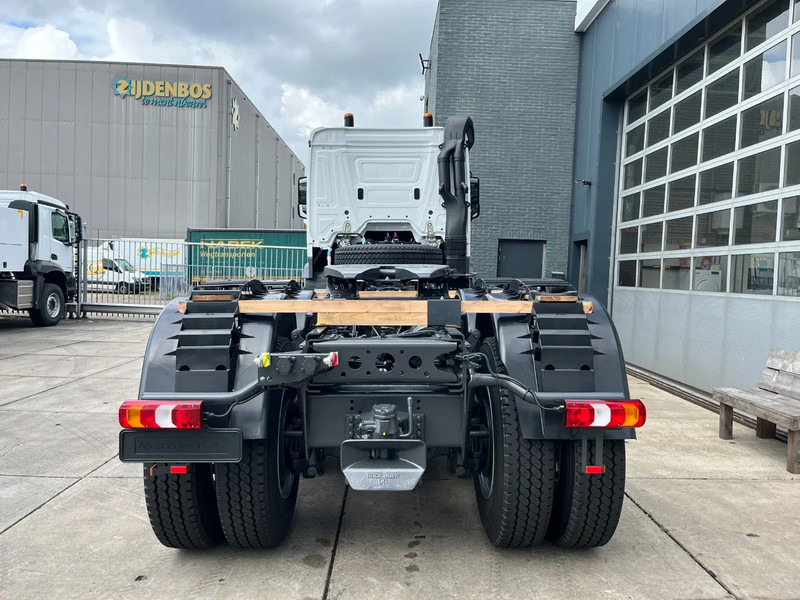 Mercedes-Benz Arocs 4058 AS 6x6 Tractor Head 180T Push Pull euro3 (Pre order) - Nyergesvontató: 4 kép. Mercedes-Benz Arocs 4058 AS 6x6 Tractor Head 180T Push Pull euro3 (Pre order) - Nyergesvontató: 4 kép.