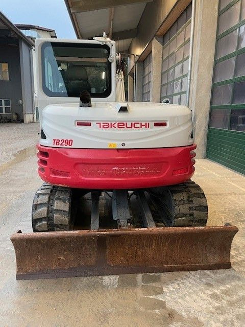 Takeuchi TB 290 - Minikotró: 2 kép. Takeuchi TB 290 - Minikotró: 2 kép.