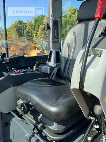 Minikotró Atlas(Weyhausen) AC35UF: 9 kép.