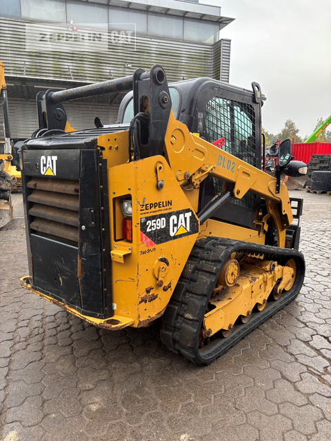Cat 259D - Mini homlokrakodó: 3 kép. Cat 259D - Mini homlokrakodó: 3 kép.
