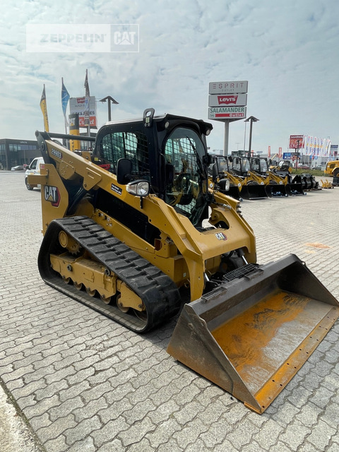 Cat 299D - Mini homlokrakodó: 2 kép. Cat 299D - Mini homlokrakodó: 2 kép.