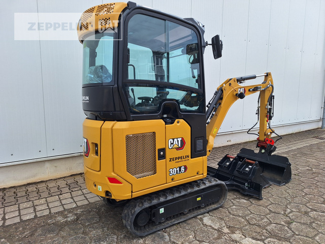 Cat 301.6-05A - Minikotró: 4 kép. Cat 301.6-05A - Minikotró: 4 kép.