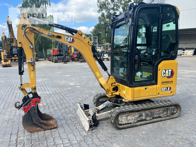 Cat 301.8-05A - Minikotró: 1 kép. Cat 301.8-05A - Minikotró: 1 kép.