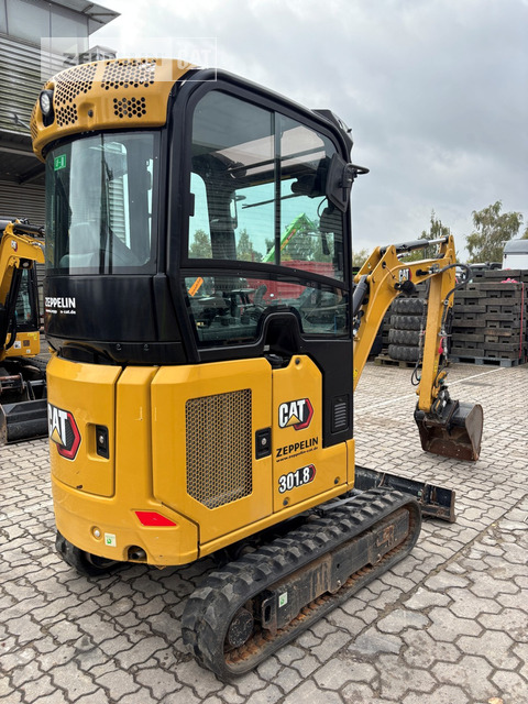 Cat 301.8-05A - Minikotró: 4 kép. Cat 301.8-05A - Minikotró: 4 kép.