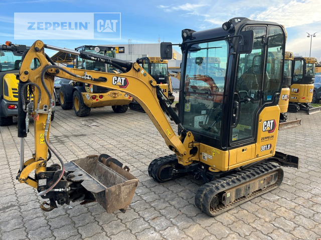 Cat 301.8-05A - Minikotró: 4 kép. Cat 301.8-05A - Minikotró: 4 kép.
