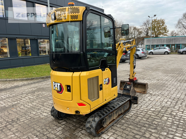 Cat 301.8-05A - Minikotró: 5 kép. Cat 301.8-05A - Minikotró: 5 kép.