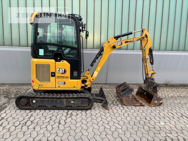 Cat 302-05A CR - Minikotró: 5 kép. Cat 302-05A CR - Minikotró: 5 kép.