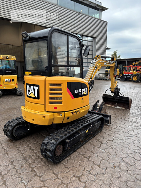 Cat 302.7D - Minikotró: 3 kép. Cat 302.7D - Minikotró: 3 kép.