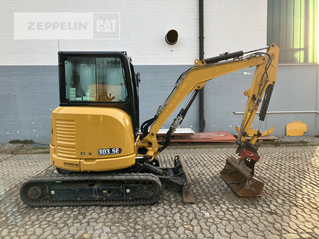 Cat 303.5ECR - Minikotró: 2 kép. Cat 303.5ECR - Minikotró: 2 kép.