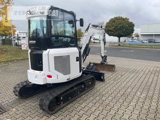 Cat 303CR-07A - Minikotró: 5 kép. Cat 303CR-07A - Minikotró: 5 kép.