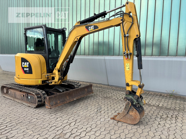 Cat 304ECR - Minikotró: 1 kép. Cat 304ECR - Minikotró: 1 kép.