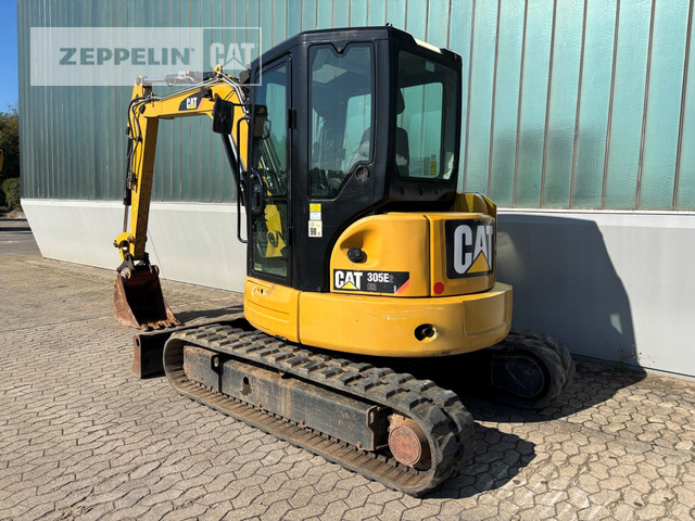 Cat 305ECR - Minikotró: 3 kép. Cat 305ECR - Minikotró: 3 kép.