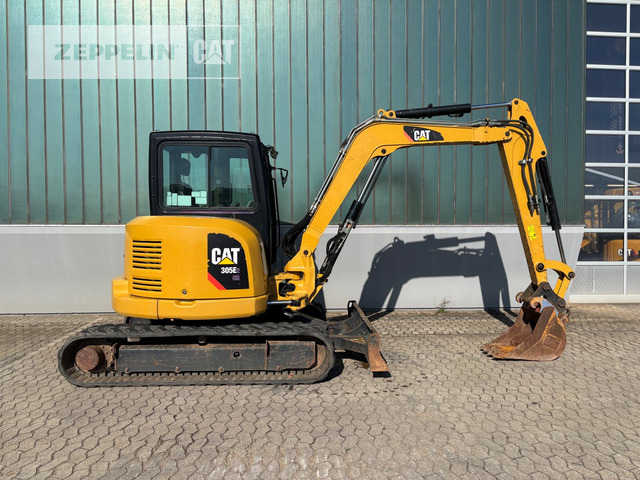 Cat 305ECR - Minikotró: 5 kép. Cat 305ECR - Minikotró: 5 kép.