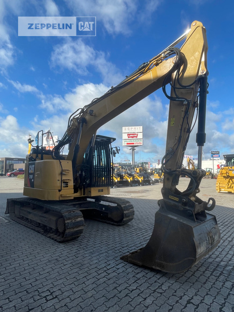Cat 315FL - Lánctalpas kotró: 4 kép. Cat 315FL - Lánctalpas kotró: 4 kép.